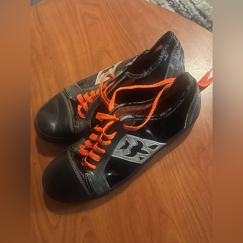 Black Sneakers with Orange Laces - Picture 2 of 7